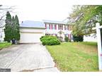 11753 Laquinta Ct, Waldorf, MD 20602