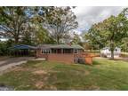 14322 Spriggs Rd, Woodbridge, VA 22193