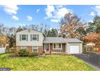 350 Hillwood Ct, Herndon, VA 20170