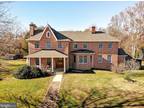 23369 Colton Point Rd, Avenue, MD 20609