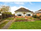 2 bedroom bungalow for sale in Blackminster, Evesham, Worcestershire, WR11