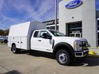 2023 Ford F-550 White, 84 miles