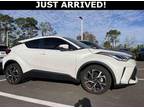 2022 Toyota C-HR XLE