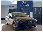 2022 Hyundai Elantra SE
