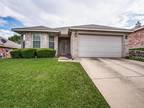 Single Family Residence - Dallas, TX 1618 Duet Dr