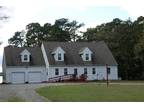5714 RIVERVIEW PARK RD, Gloucester, VA 23061 Single Family Residence For Sale