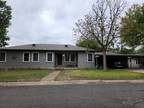 Residential Lease, Traditional - Kerrville, TX 705 Lee St