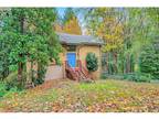 3202 SW CLEMELL AVE, Portland OR 97239