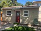 4217 1/2 V Street Sacramento, Ca 95817 4217 & 4217 1/2 V Street