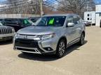 2020 Mitsubishi Outlander ES