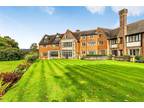 3 bedroom apartment for sale in Neb Lane, Oxted, Surrey, RH8