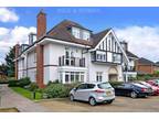 2 bedroom property for sale in Claygate, KT10 - 35359970 on