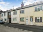 2 bedroom terraced house for rent in Main Road, CH4