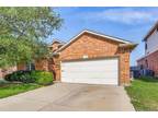 Single Family Residence, Traditional - Fort Worth, TX 5748 Barrier Reef Dr
