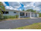 Single Family Residence - Deerfield Beach, FL 317 Se 7th Ave #0