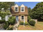 Colonial, End Of Row/Townhouse - SPRINGFIELD, VA 8256 Crestmont Cir