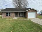 266 E COURT DR, Cayuga, IN 47928 Single Family Residence For Sale MLS# 21952287