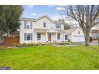 1425 Flynn Ct, Herndon, VA 20170