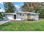 2630 Oakland Rd, Dover, PA 17315