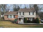 73 Witherington Dr, Holland, PA 18966