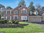 14 W Kestrel Dr, Denver, PA 17517