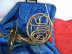 Yamaha , Model 313 Single Bb single French Horn. Comes with mouthpiece and case.