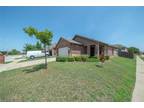 Single Family Residence - Fort Worth, TX 12132 Walden Wood Dr