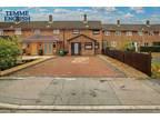 2 bedroom end of terrace house for sale in The Fryth, Fryerns, Basildon , SS14