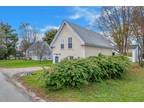 17 Beech Street, Richmond ME 04357