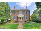 Colonial, Detached - WINCHESTER, VA 512 Courtfield Ave
