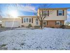 6 S Vail Dr, Hanover, PA 17331