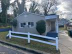 5319 Cumberland St, Capitol Heights, MD 20743