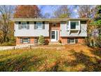 6931 Sweetwood Dr, Lower Macungie Twp, PA 18062