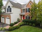 5518 Hillsman Farm Ln, Haymarket, VA 20169