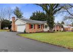 19514 Meadowbrook Rd, Hagerstown, MD 21742