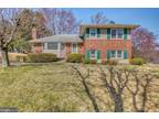704 Providence Rd, Towson, MD 21286