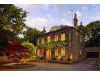 6 bedroom detached house to rent in Old Park Road, Roundhay