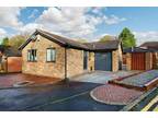 2 bedroom bungalow for sale in Anselms Court, Oldham, OL8