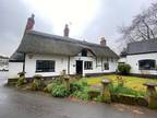 4 bedroom cottage for rent in The Green, Dunchurch, CV22