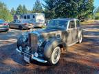 1954 Bentley Sedan