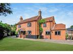 4 bedroom detached house for sale in Hampshire, RG19 - 35766671 on