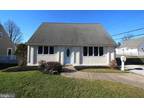 2383 Chipmunk Ln, Secane, PA 19018