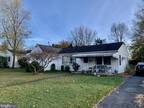 3513 Chestnut St, Camp Hill, PA 17011