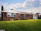 3541 Sycamore Rd, Dover, PA 17315