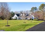 6830 Cookes Hope Rd, Easton, MD 21601