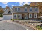 13 Breckenridge Dr, Sicklerville, NJ 08081