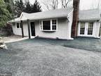 6 Teaberry Hill Rd, Minersville, PA 17954