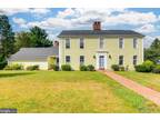 19711 Meadowbrook Rd, Hagerstown, MD 21742