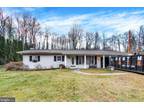 4953 Blooming Grove Rd, Glenville, PA 17329
