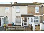 2 bedroom terraced house for sale in Elm Road, Grays, Esinteraction, RM17